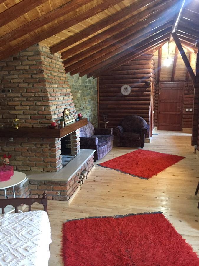 Shtepi Pushimi Dardhe (Korce)